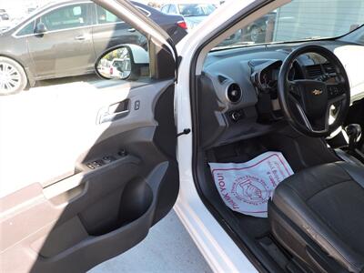 2014 Chevrolet Sonic LTZ Auto   - Photo 16 - Lexington, NE 68850