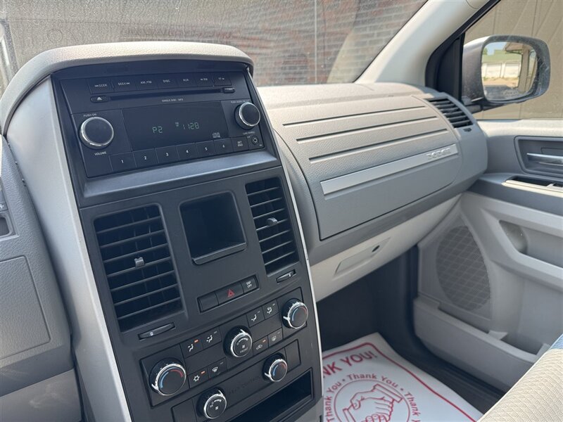 2010 Dodge Grand Caravan SE - Photo 14 - Kearney, NE 68847