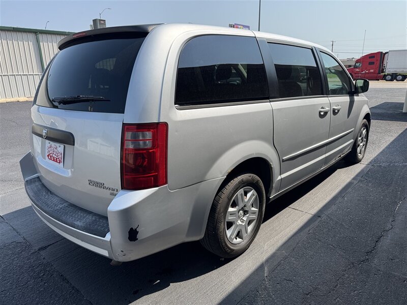 2010 Dodge Grand Caravan SE - Photo 6 - Kearney, NE 68847
