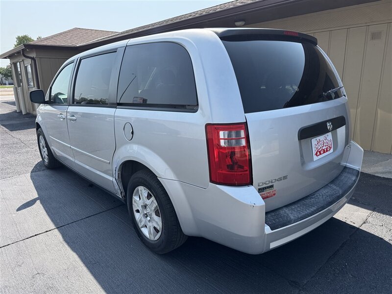 2010 Dodge Grand Caravan SE - Photo 8 - Kearney, NE 68847