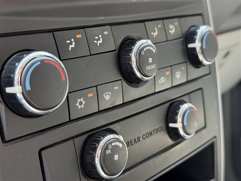 2010 Dodge Grand Caravan SE - Photo 13 - Kearney, NE 68847
