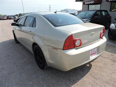 2011 Chevrolet Malibu LS   - Photo 7 - Grand Island, NE 68801