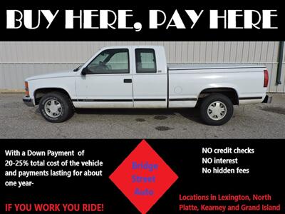 1996 Chevrolet C1500 Cheyenne   - Photo 1 - Kearney, NE 68847