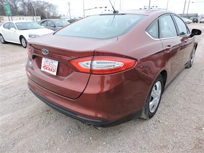 2014 Ford Fusion S   - Photo 5 - Lexington, NE 68850