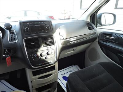 2015 Dodge Grand Caravan American Value Packa - Photo 14 - Lexington, NE 68850
