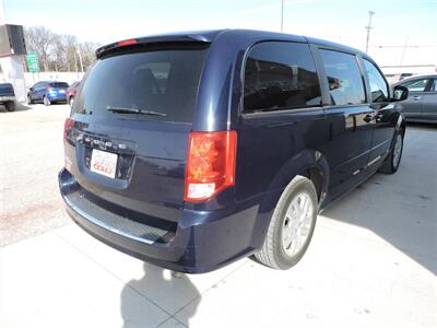 2015 Dodge Grand Caravan American Value Packa - Photo 5 - Lexington, NE 68850
