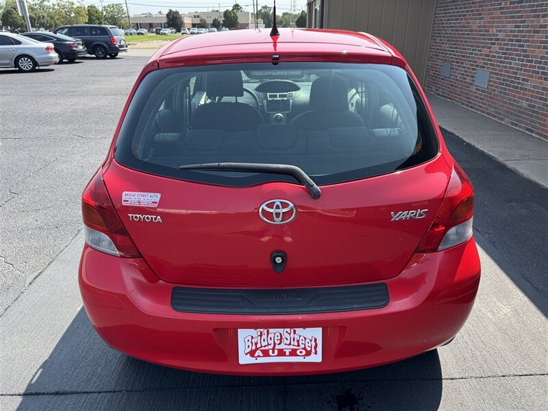 2009 Toyota Yaris S - Photo 7 - Kearney, NE 68847