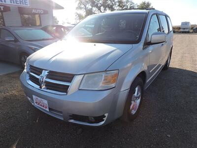 2009 Dodge Grand Caravan SXT   - Photo 2 - Lexington, NE 68850