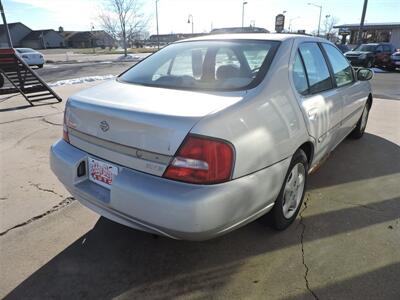 2001 Nissan Altima GLE   - Photo 6 - Grand Island, NE 68801