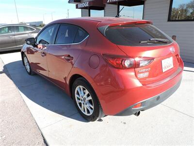 2016 Mazda Mazda3 i Sport   - Photo 7 - Lexington, NE 68850