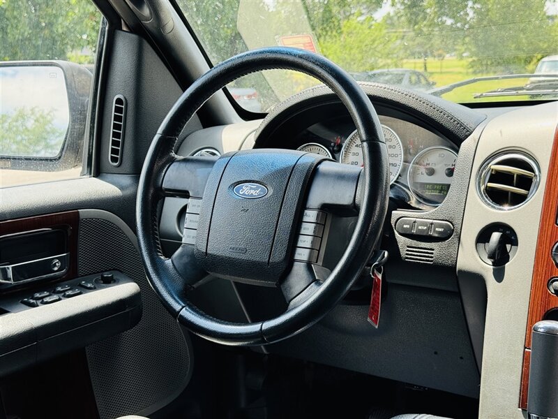 2007 Ford F-150 FX4 - Photo 14 - Grand Island, NE 68801