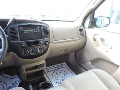 2001 Mazda Tribute ES-V6   - Photo 11 - Grand Island, NE 68801