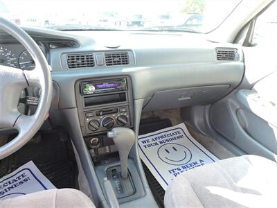 1998 Toyota Camry CE   - Photo 14 - Grand Island, NE 68801