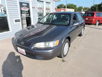 1998 Toyota Camry CE   - Photo 2 - Grand Island, NE 68801