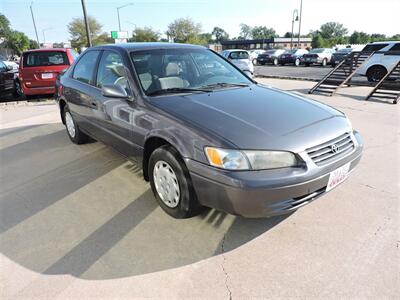 1998 Toyota Camry CE   - Photo 4 - Grand Island, NE 68801