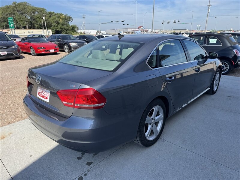 2015 Volkswagen Passat 1.8T Limited Edition - Photo 6 - Lexington, NE 68850