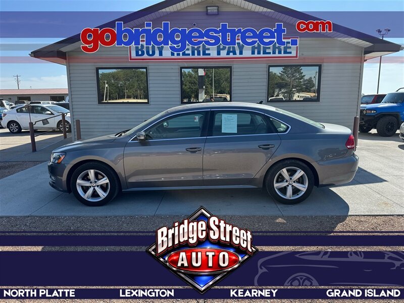 2015 Volkswagen Passat 1.8T Limited Edition  