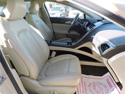 2015 Lincoln MKZ/Zephyr - Photo 10 - Lexington, NE 68850