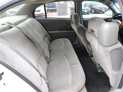 2001 Buick LeSabre Custom   - Photo 10 - Lexington, NE 68850