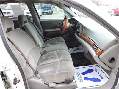 2001 Buick LeSabre Custom   - Photo 9 - Lexington, NE 68850