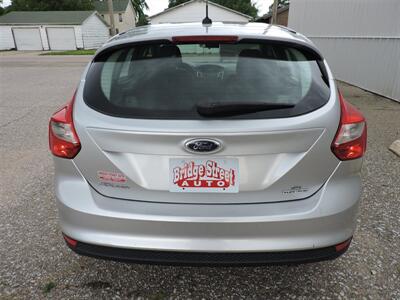 2014 Ford Focus SE   - Photo 6 - Grand Island, NE 68801