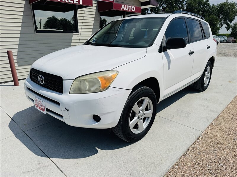 2006 Toyota RAV4 - Photo 5 - Lexington, NE 68850