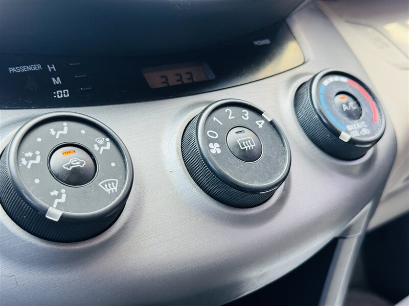 2006 Toyota RAV4 - Photo 15 - Lexington, NE 68850