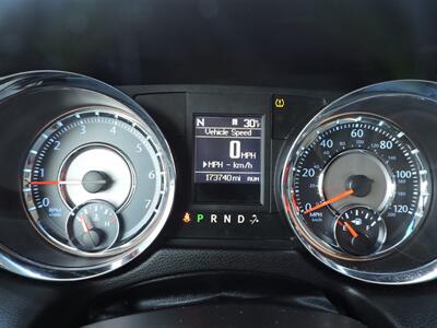2015 Chrysler Town & Country Touring   - Photo 18 - Lexington, NE 68850