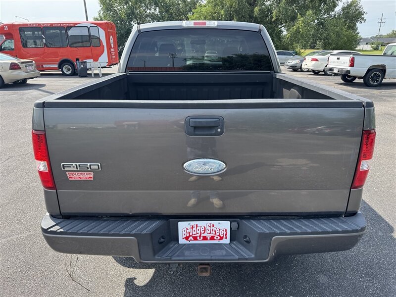 2006 Ford F-150 XLT - Photo 7 - Grand Island, NE 68801