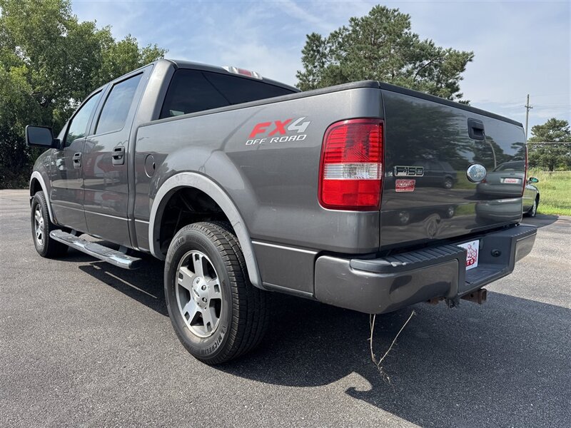 2006 Ford F-150 XLT - Photo 8 - Grand Island, NE 68801