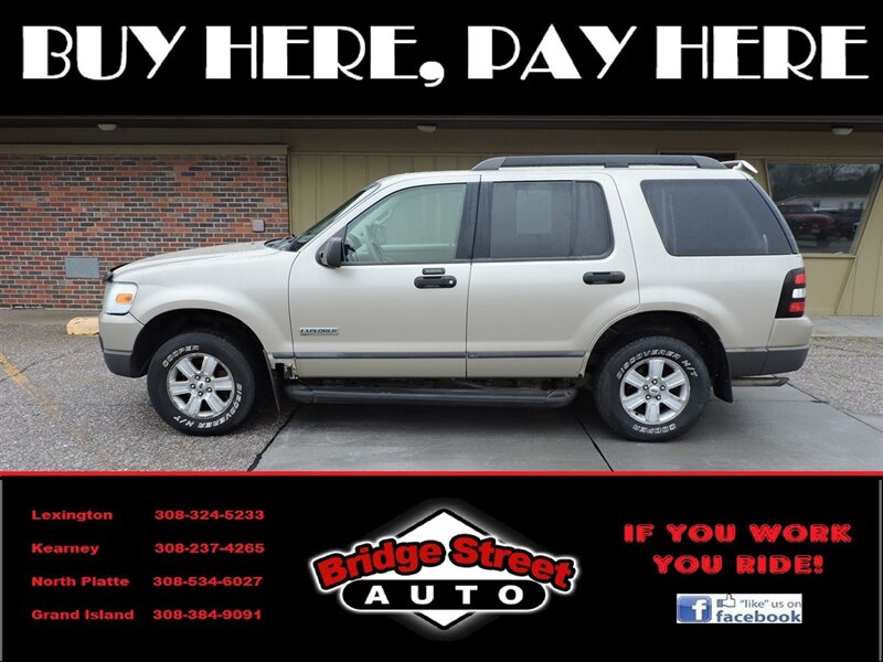 2006 Ford Explorer XLS  