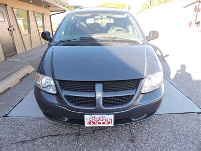 2002 Dodge Grand Caravan SE   - Photo 3 - Kearney, NE 68847