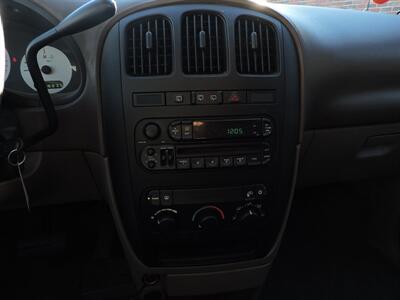 2002 Dodge Grand Caravan SE   - Photo 15 - Kearney, NE 68847
