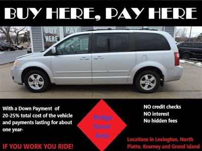2009 Dodge Grand Caravan SXT - Photo 1 - Grand Island, NE 68801