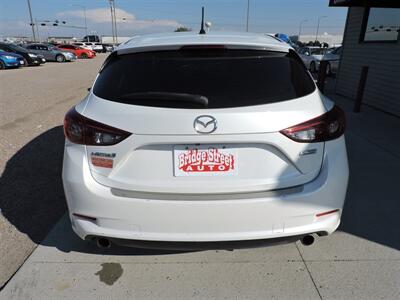 2017 Mazda Mazda3 Touring   - Photo 6 - Lexington, NE 68850