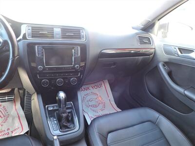 2017 Volkswagen Jetta 2.0T GLI   - Photo 14 - Lexington, NE 68850