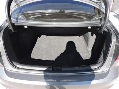 2017 Volkswagen Jetta 2.0T GLI   - Photo 12 - Lexington, NE 68850