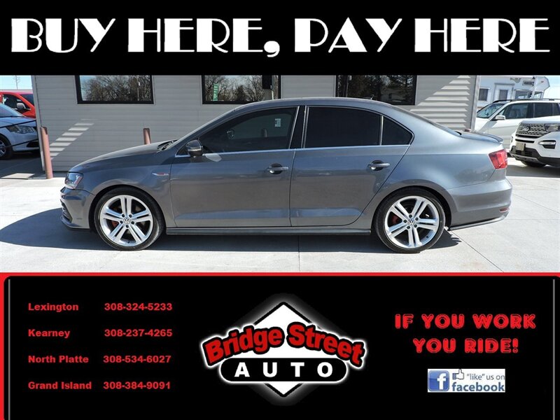 2017 Volkswagen Jetta 2.0T GLI  