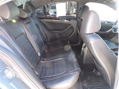 2017 Volkswagen Jetta 2.0T GLI   - Photo 11 - Lexington, NE 68850