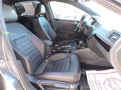 2017 Volkswagen Jetta 2.0T GLI   - Photo 10 - Lexington, NE 68850