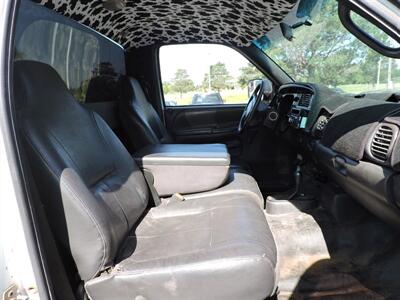 2001 Dodge Ram 2500 SLT   - Photo 10 - Grand Island, NE 68801