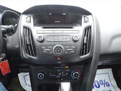 2016 Ford Focus SE   - Photo 17 - Lexington, NE 68850