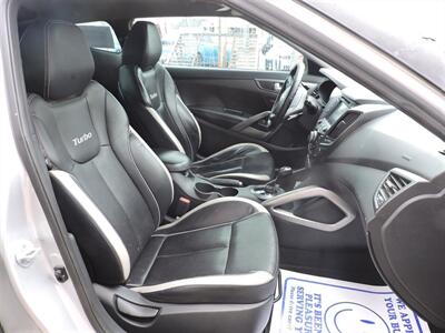 2013 Hyundai VELOSTER Turbo - Photo 10 - Grand Island, NE 68801