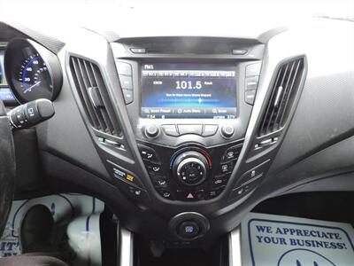 2013 Hyundai VELOSTER Turbo - Photo 14 - Grand Island, NE 68801