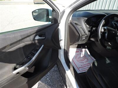 2014 Ford Focus SE - Photo 15 - Kearney, NE 68847