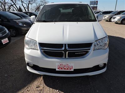 2019 Dodge Grand Caravan SXT   - Photo 3 - Lexington, NE 68850