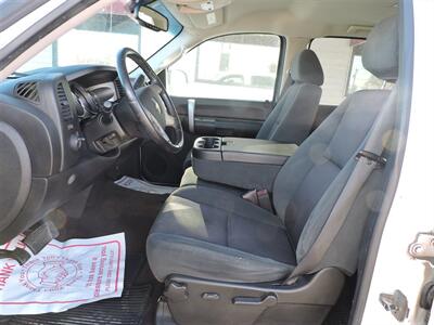 2009 Chevrolet Silverado 1500 LT   - Photo 9 - Lexington, NE 68850