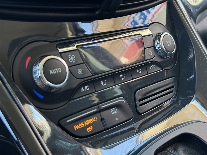2016 Ford Escape Titanium - Photo 15 - Lexington, NE 68850