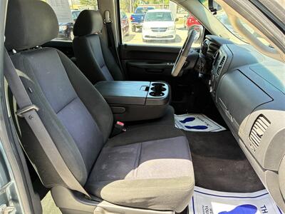 2010 Chevrolet Silverado 1500 LT   - Photo 11 - Lexington, NE 68850
