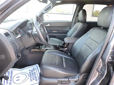 2011 Ford Escape Limited   - Photo 9 - Lexington, NE 68850